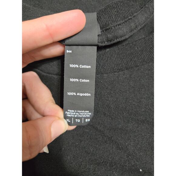 The concert tee xl unisex black tee - Picture 5 of 8